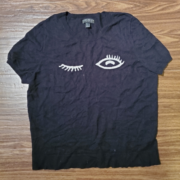Wink t-shirt from forever 21 - Picture 3 of 4
